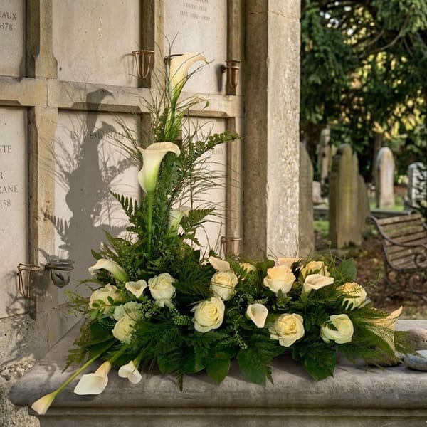 White upright floral arrangement